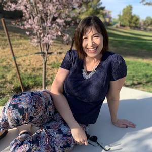 Meet your Posher, Regina